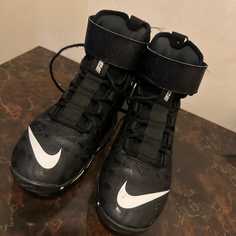 Football cleats